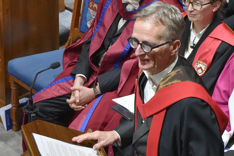 Professor Derek Duncan